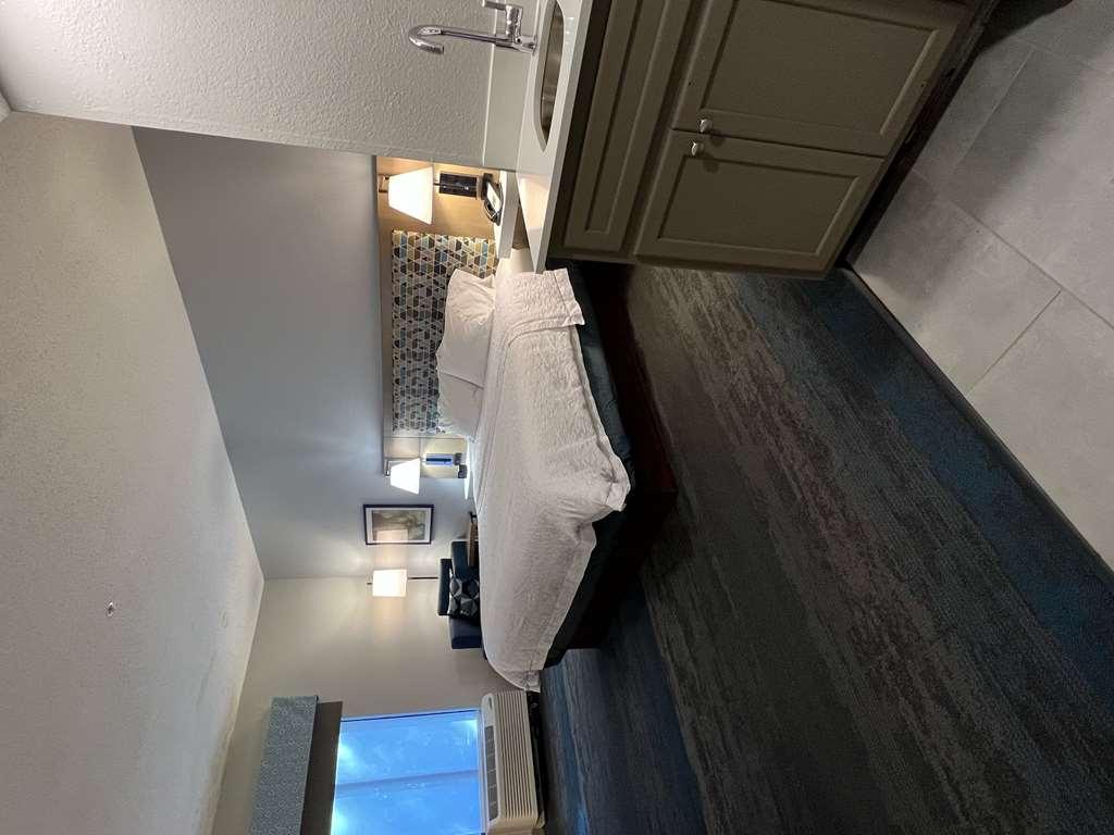 Hampton Inn Къминг Стая снимка
