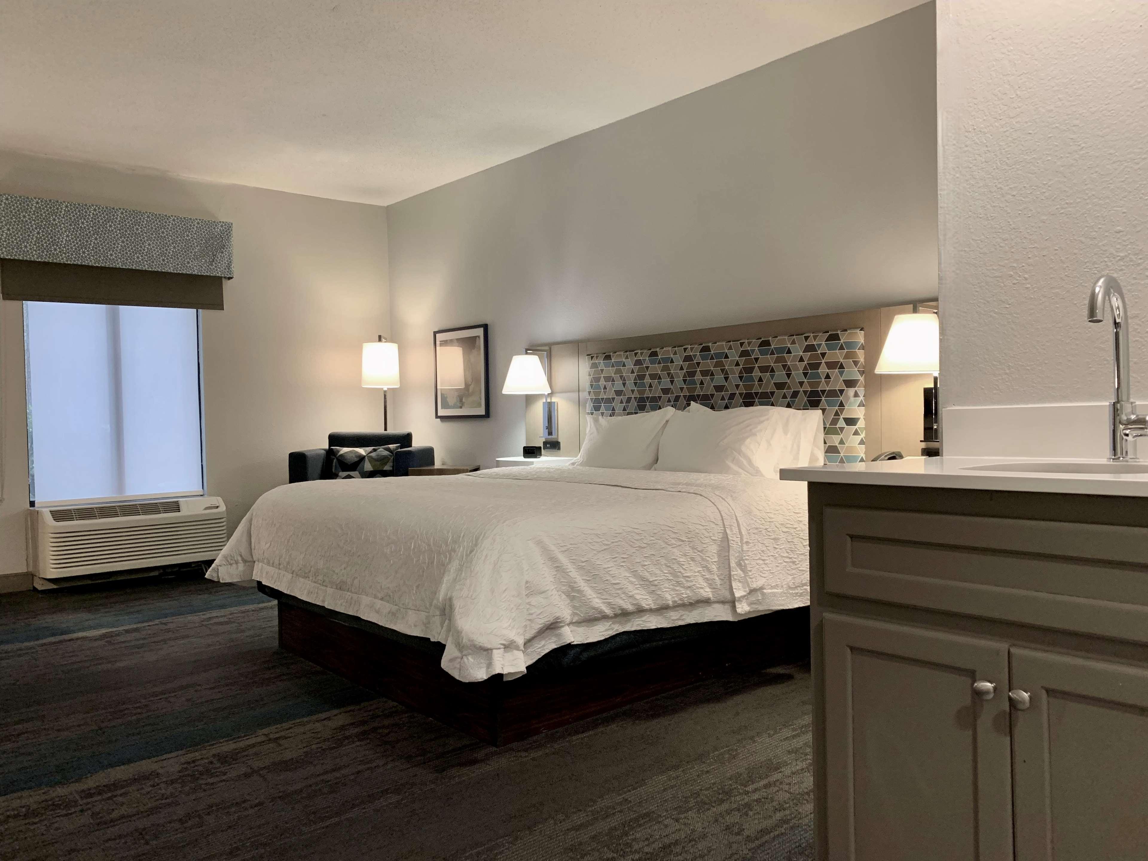 Hampton Inn Къминг Екстериор снимка