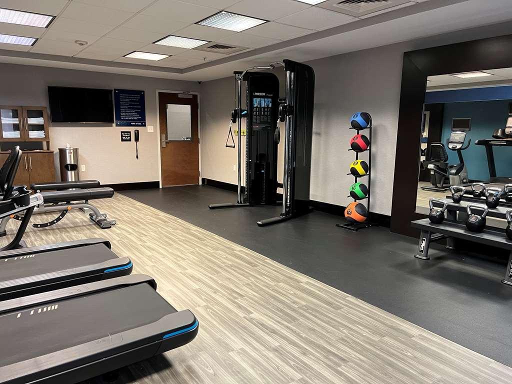Hampton Inn Къминг Съоръжения снимка