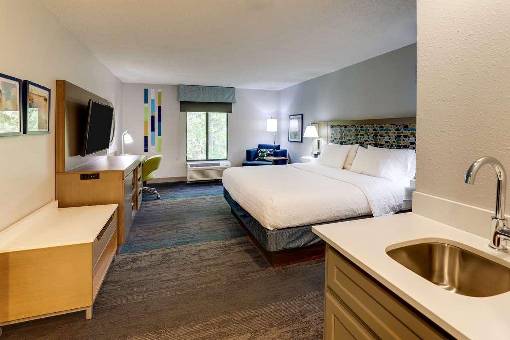 Hampton Inn Къминг Стая снимка