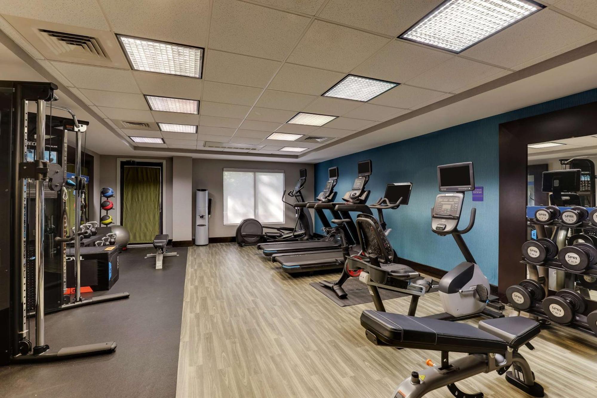 Hampton Inn Къминг Екстериор снимка